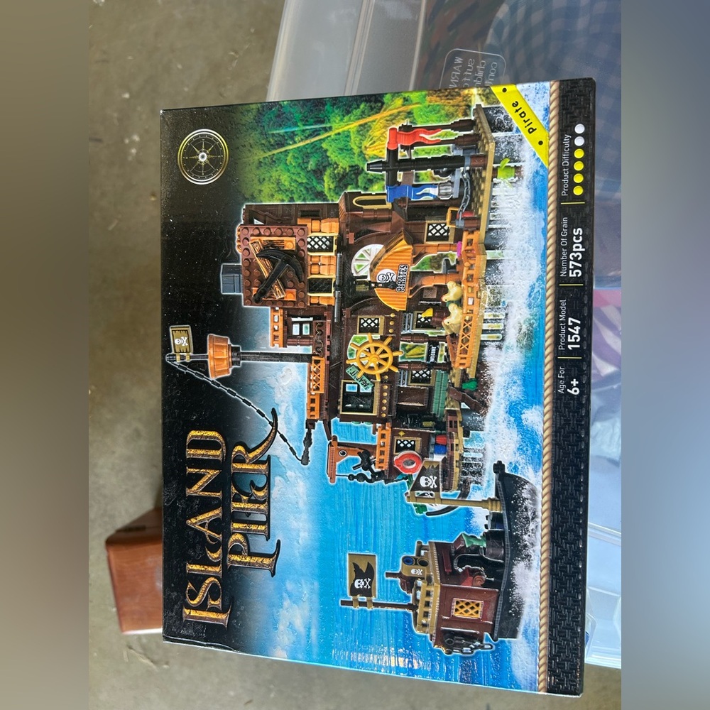 Pirate Island Pier Building Set